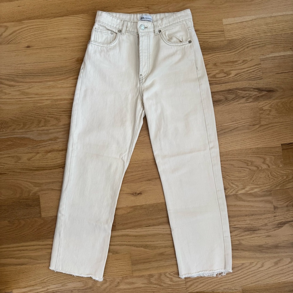 High-Rise Straight Leg Jeans in Ecru